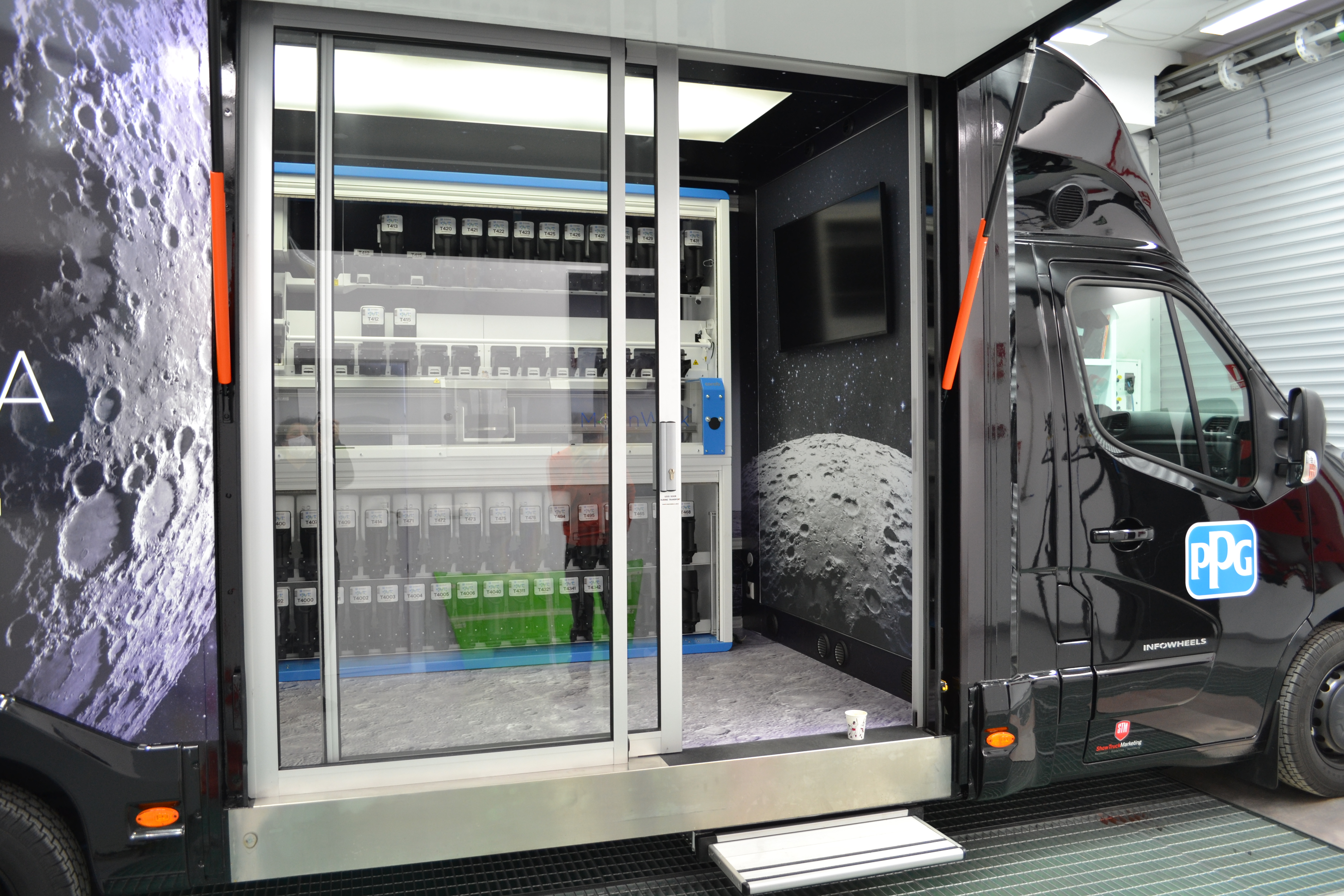 Furgoneta Moonvan De PPG Moonwalk